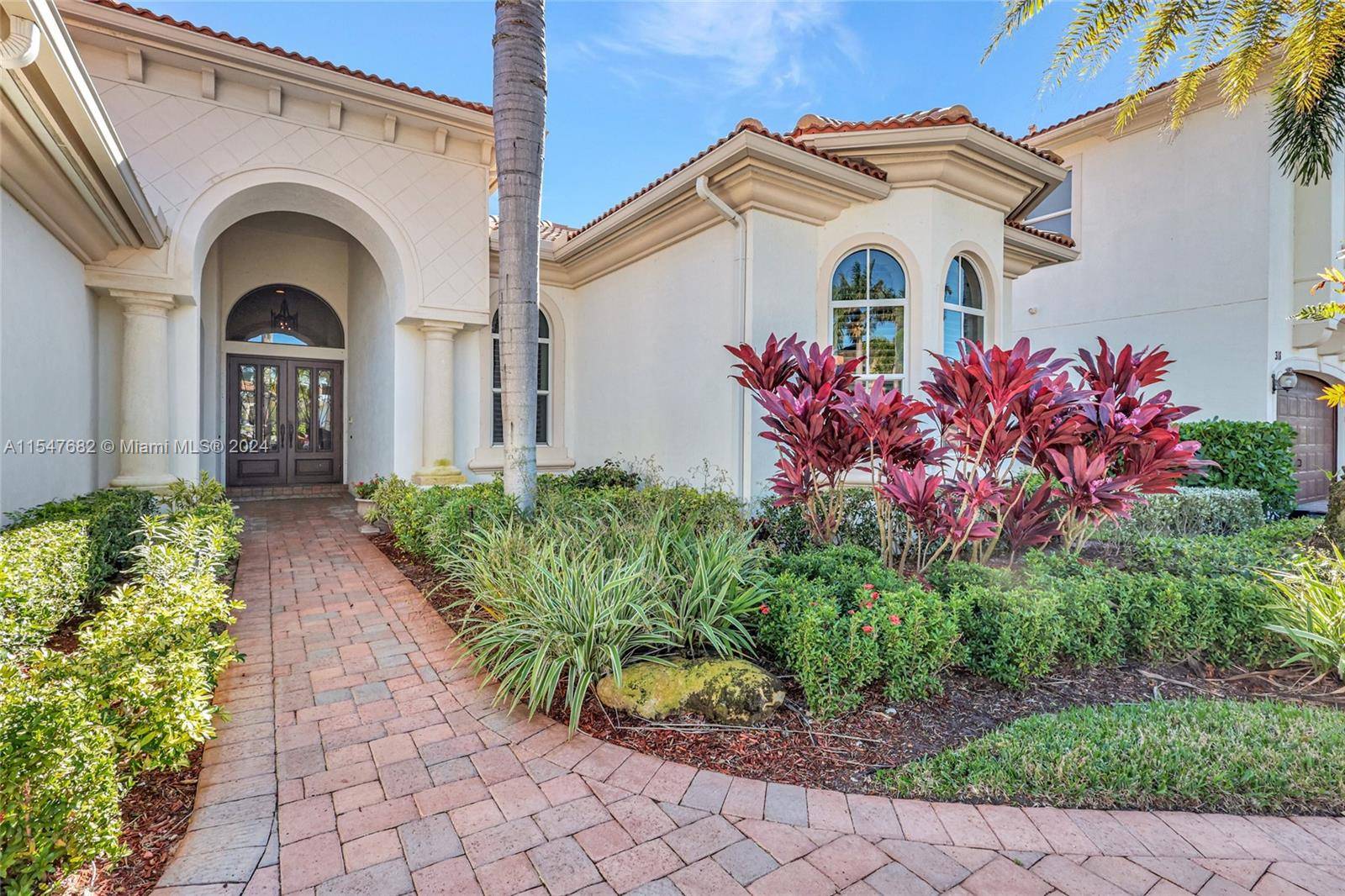 Palm Beach Gardens, FL 33410,320 Charroux Dr