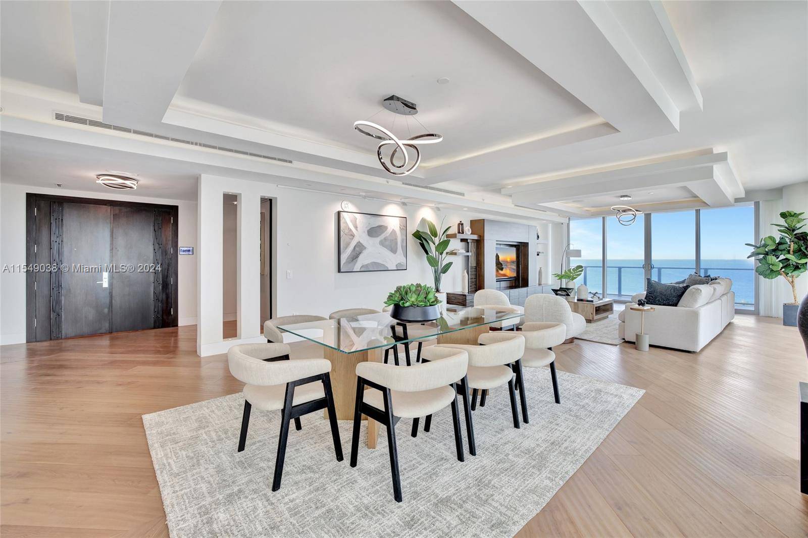 Key Biscayne, FL 33149,360 Ocean Dr #601S
