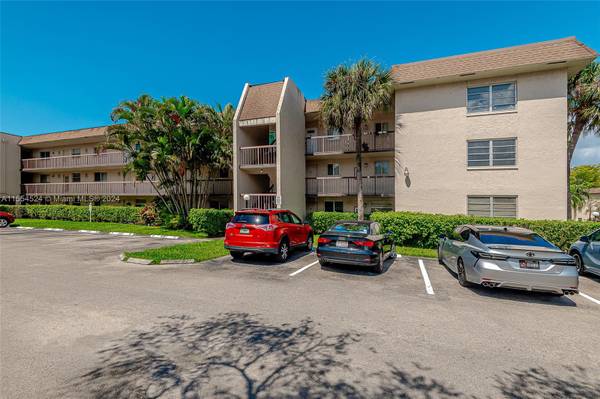 7480 NW 17th St #209,  Plantation,  FL 33313