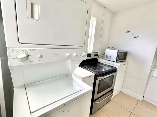 Riviera Beach, FL 33404,3730 S Avenue  S #1