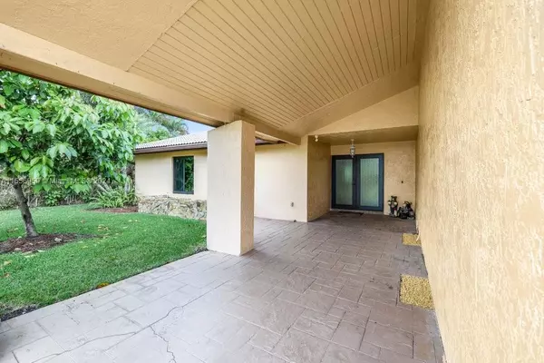 Tamarac, FL 33321,7950 NW 90th Ave