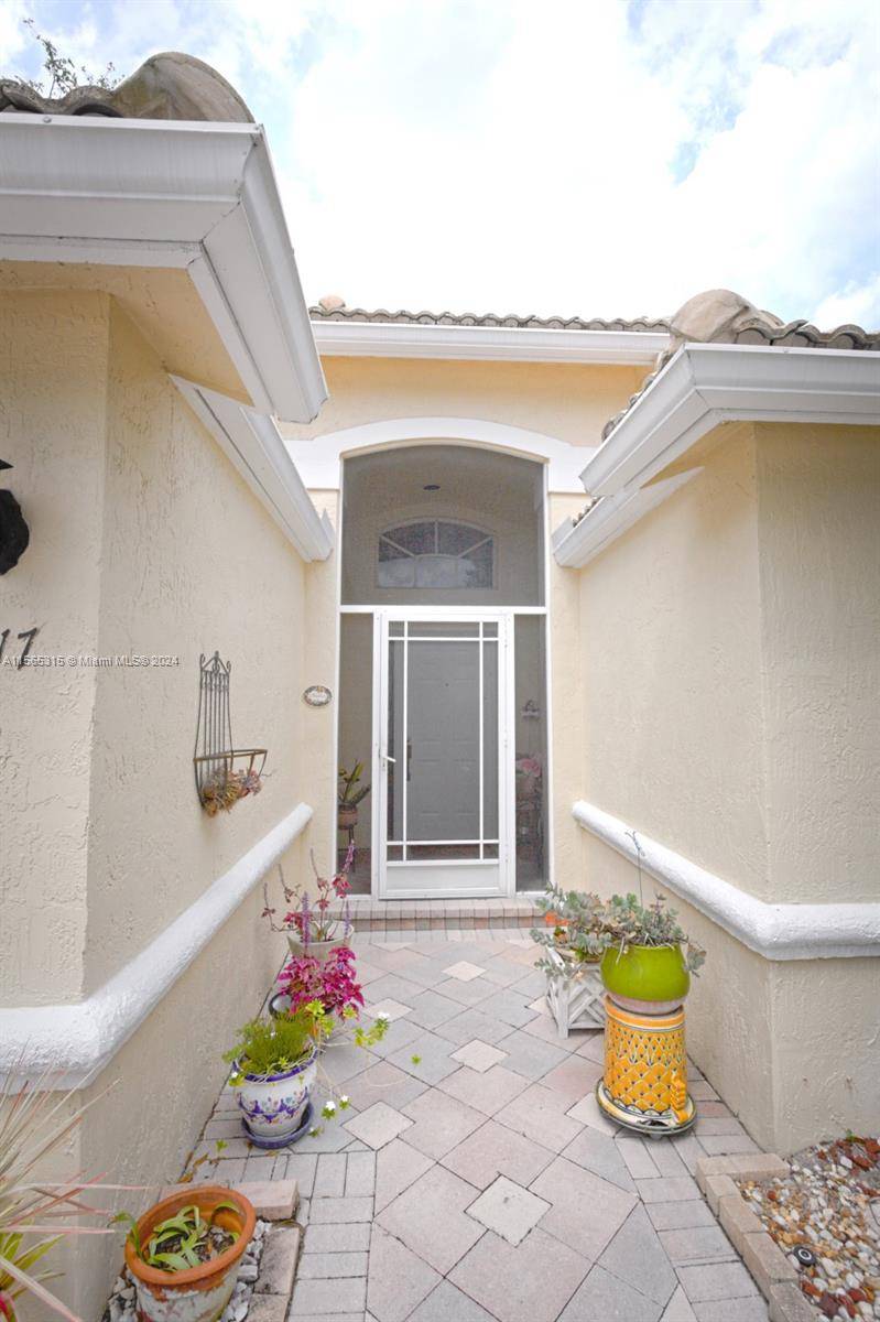 Boynton Beach, FL 33437,7317 Lugano Dr