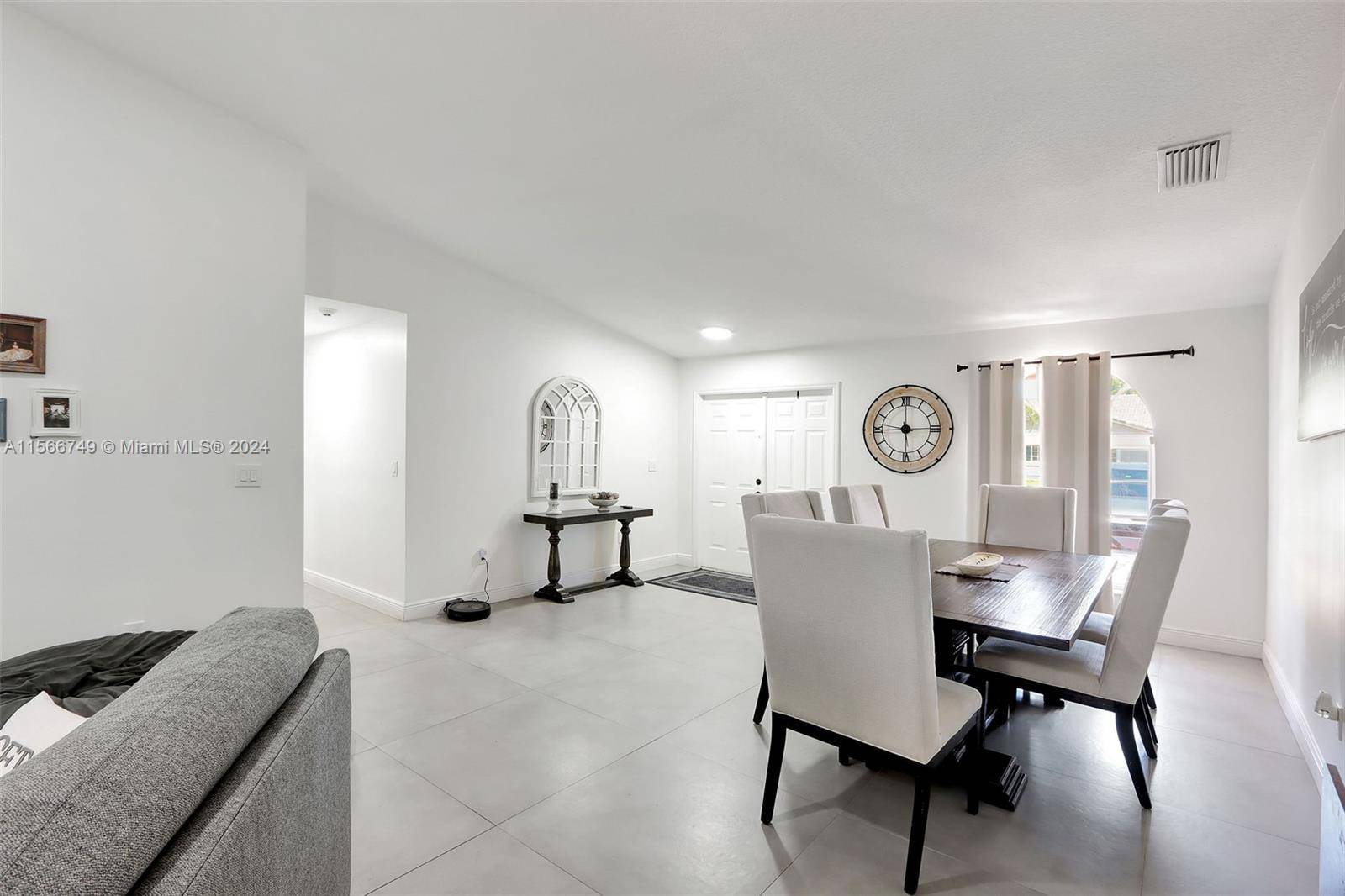 Miami, FL 33187,17946 SW 154th Pl