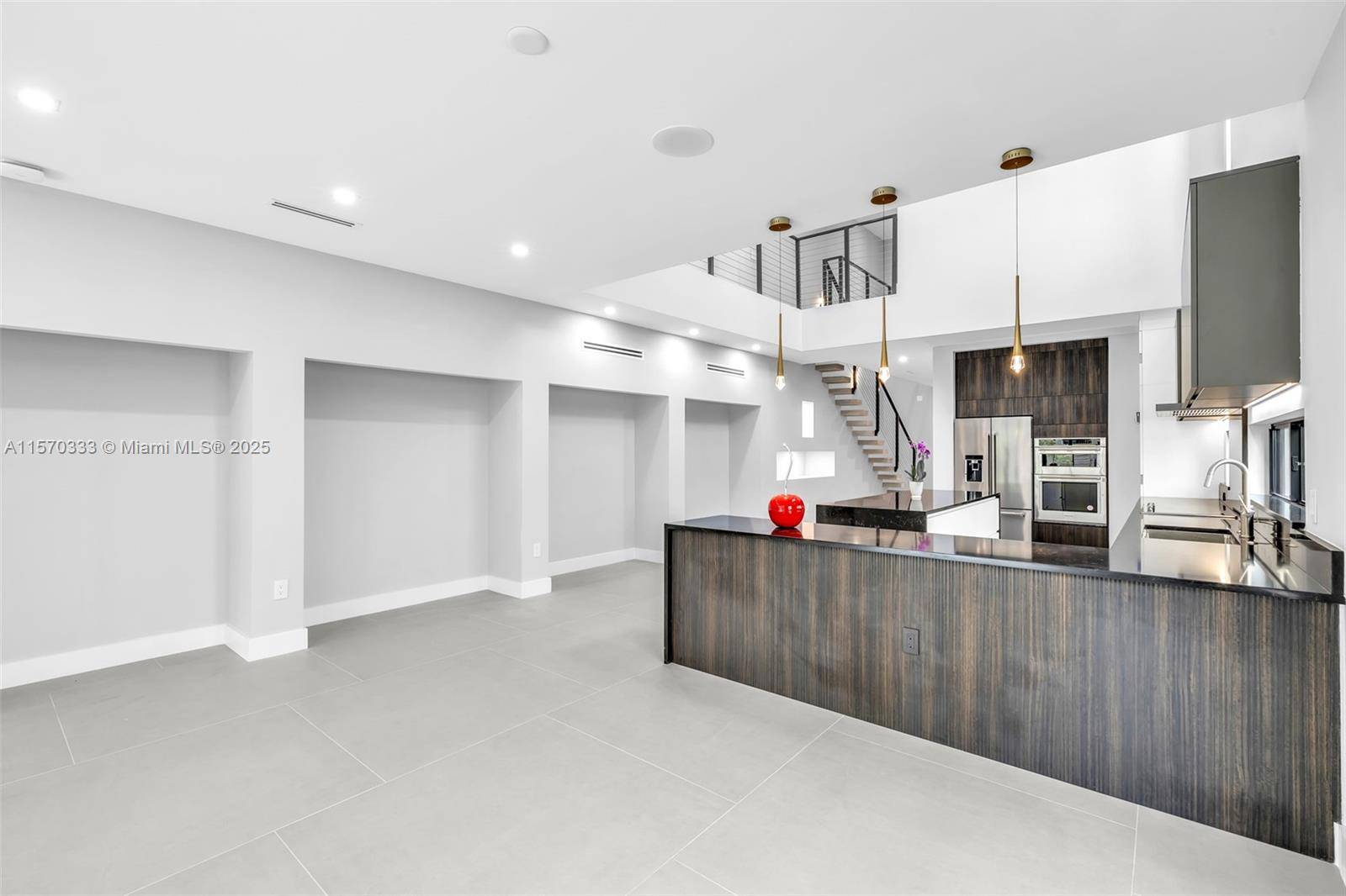 Fort Lauderdale, FL 33315,808 SW 9th St #808-A