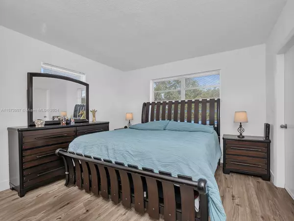 Miami Lakes, FL 33014,13900 Lake Placid Ct #A39