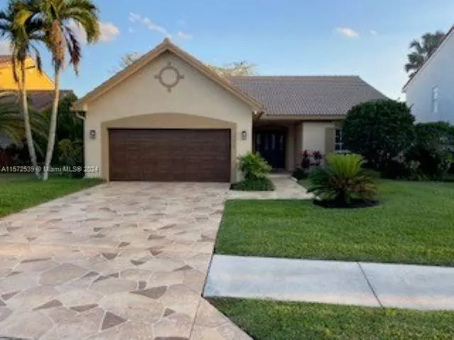 3620 NW 71st St, Coconut Creek, FL 33073