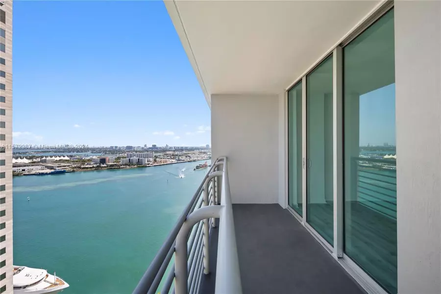 335 S Biscayne Blvd #2700, Miami, FL 33131