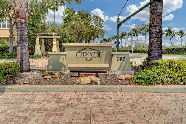 West Palm Beach, FL 33401,430 Amador Ln #5