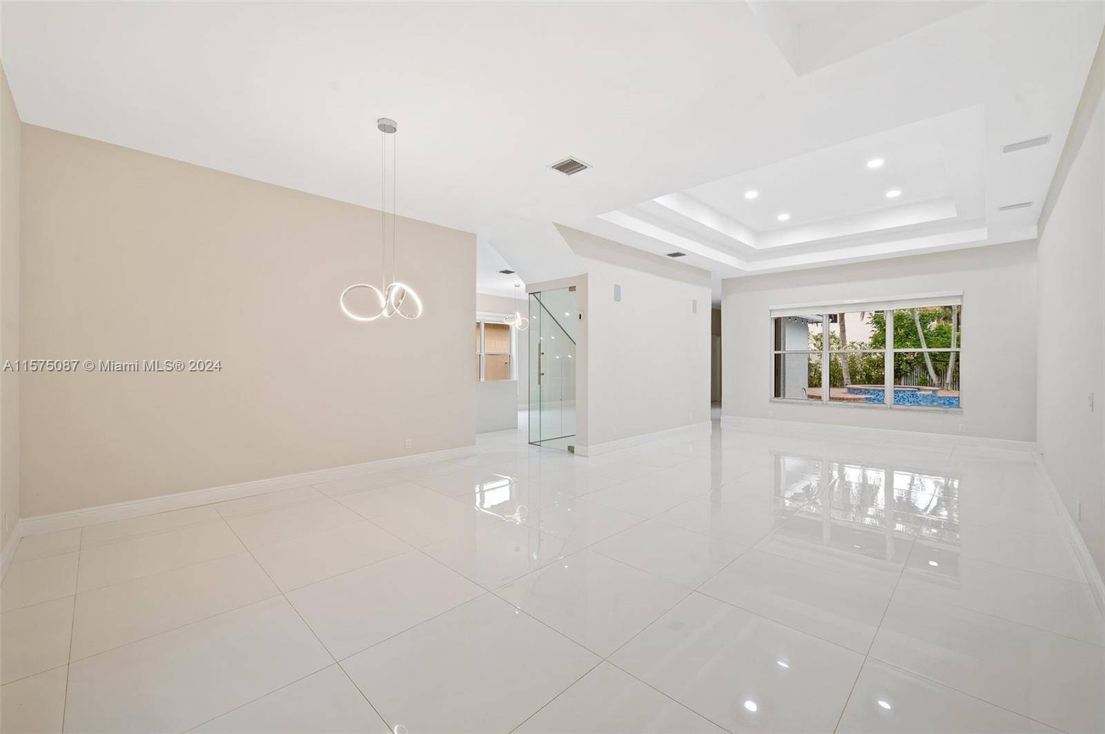 Weston, FL 33327,2012 Harbor View Cir