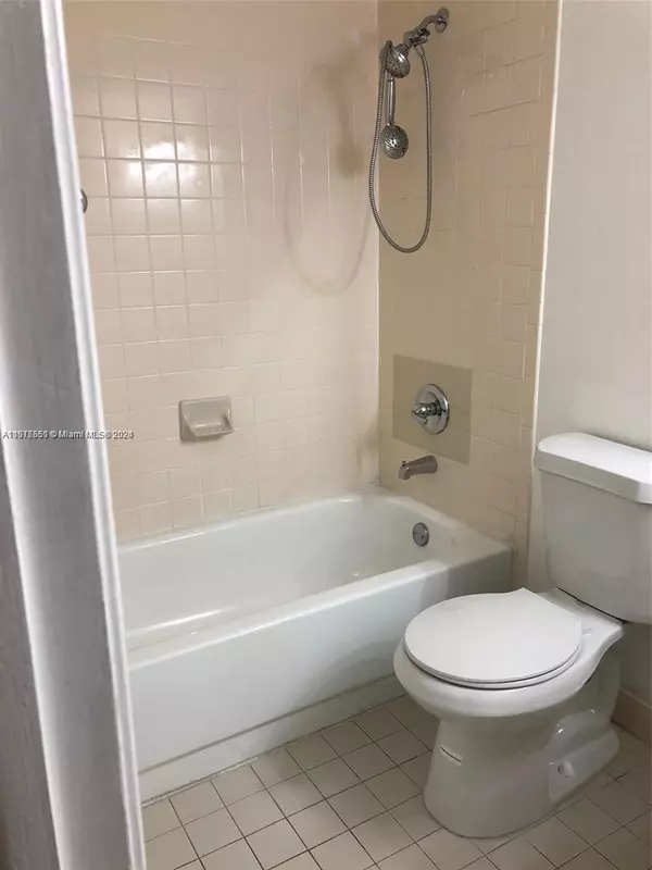 6203 SW 131st Ct #203, Miami, FL 33183
