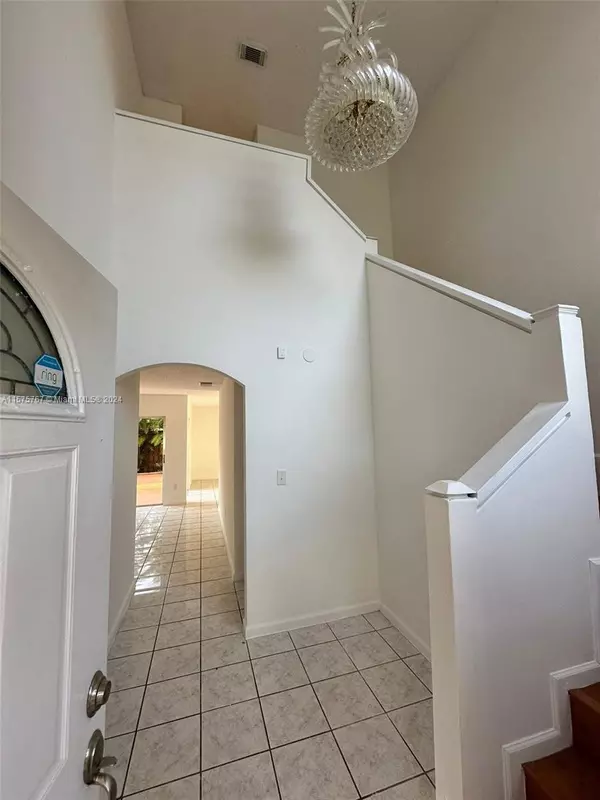 Miami, FL 33196,16065 SW 112th Ter