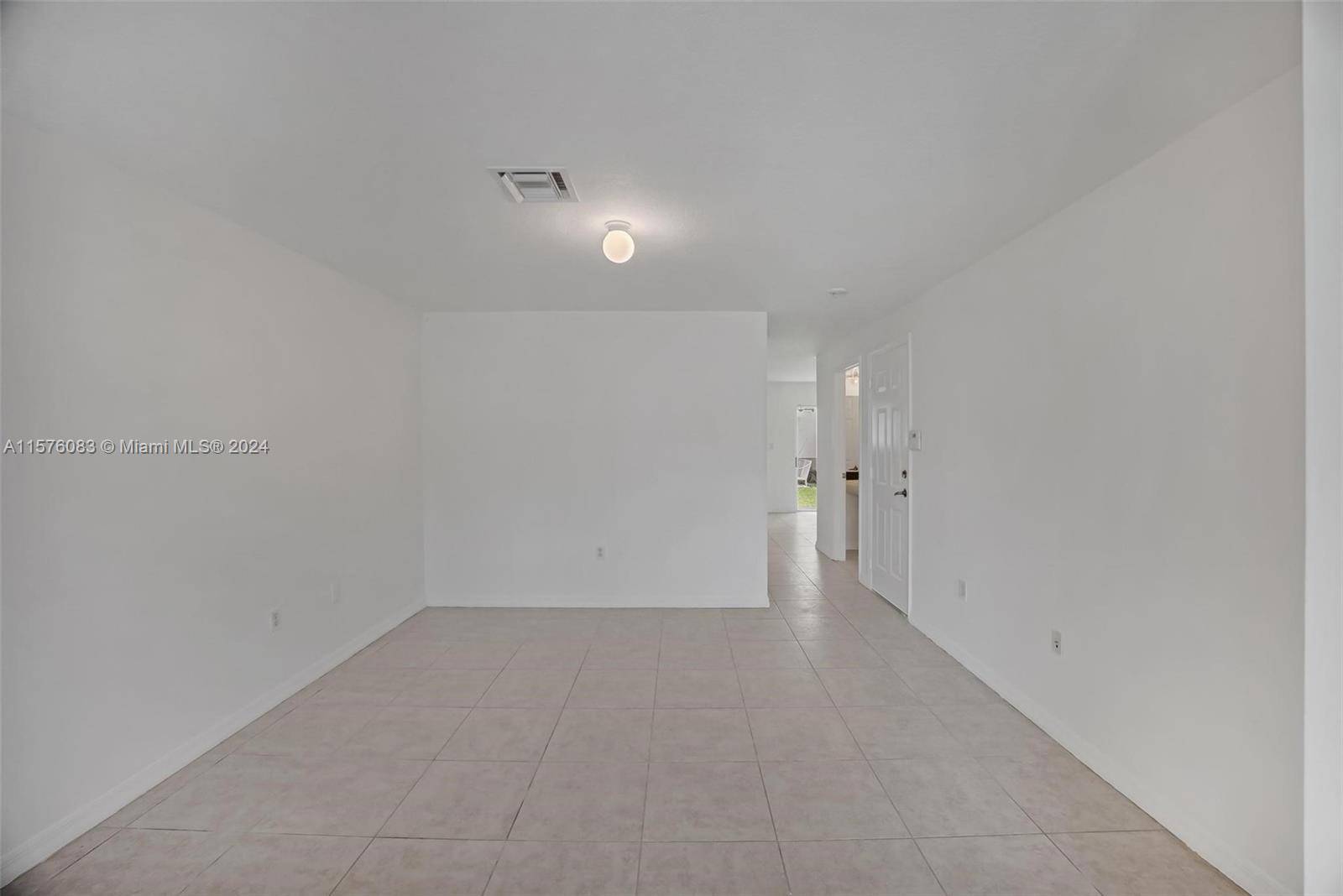 Naranja, FL 33032,14138 SW 260th St