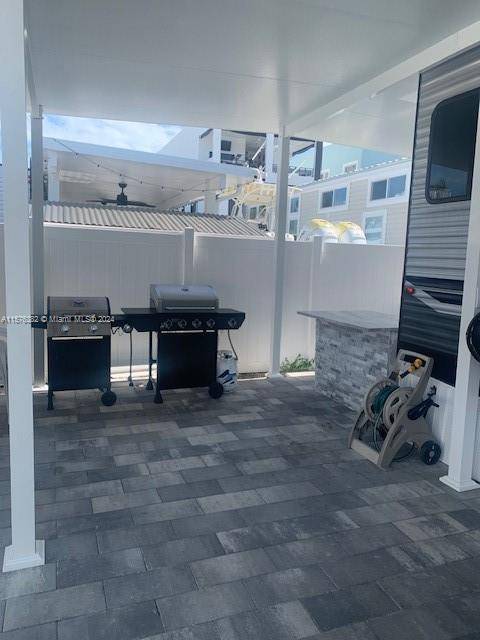 Key Largo, FL 33037,325 Calusa St #62