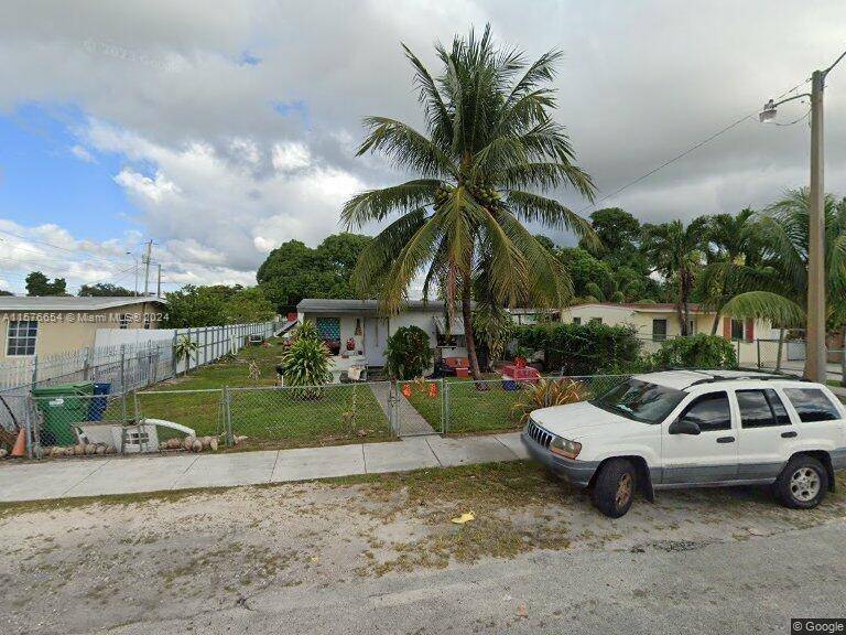 3171 NW 96th St, Miami, FL 33147