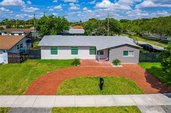 Miami, FL 33165,4402 SW 89th Ct