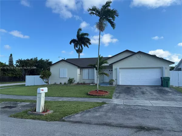 13722 SW 282nd Ter, Homestead, FL 33033