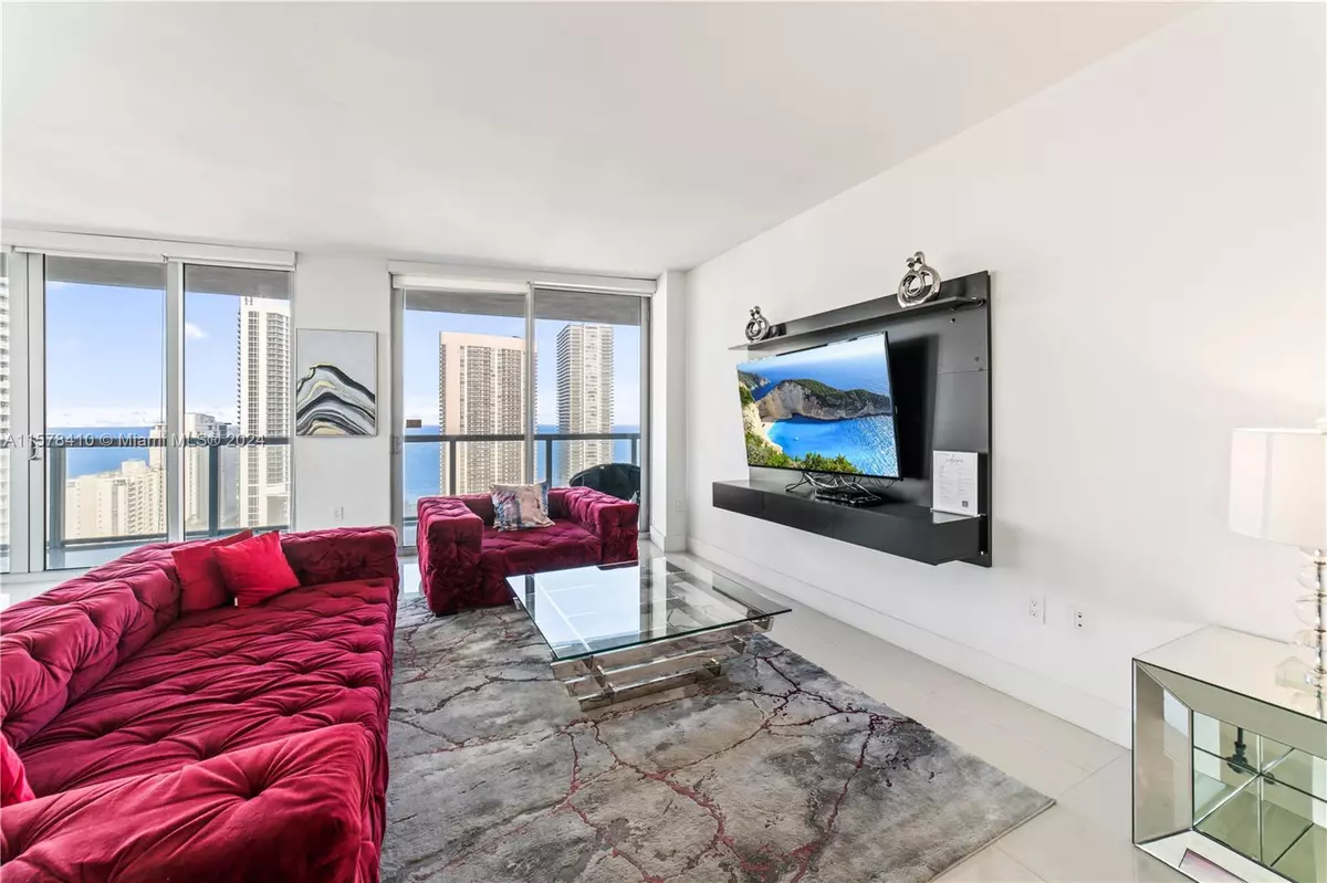Hallandale Beach, FL 33009,2600 E Hallandale Beach Blvd #T2802
