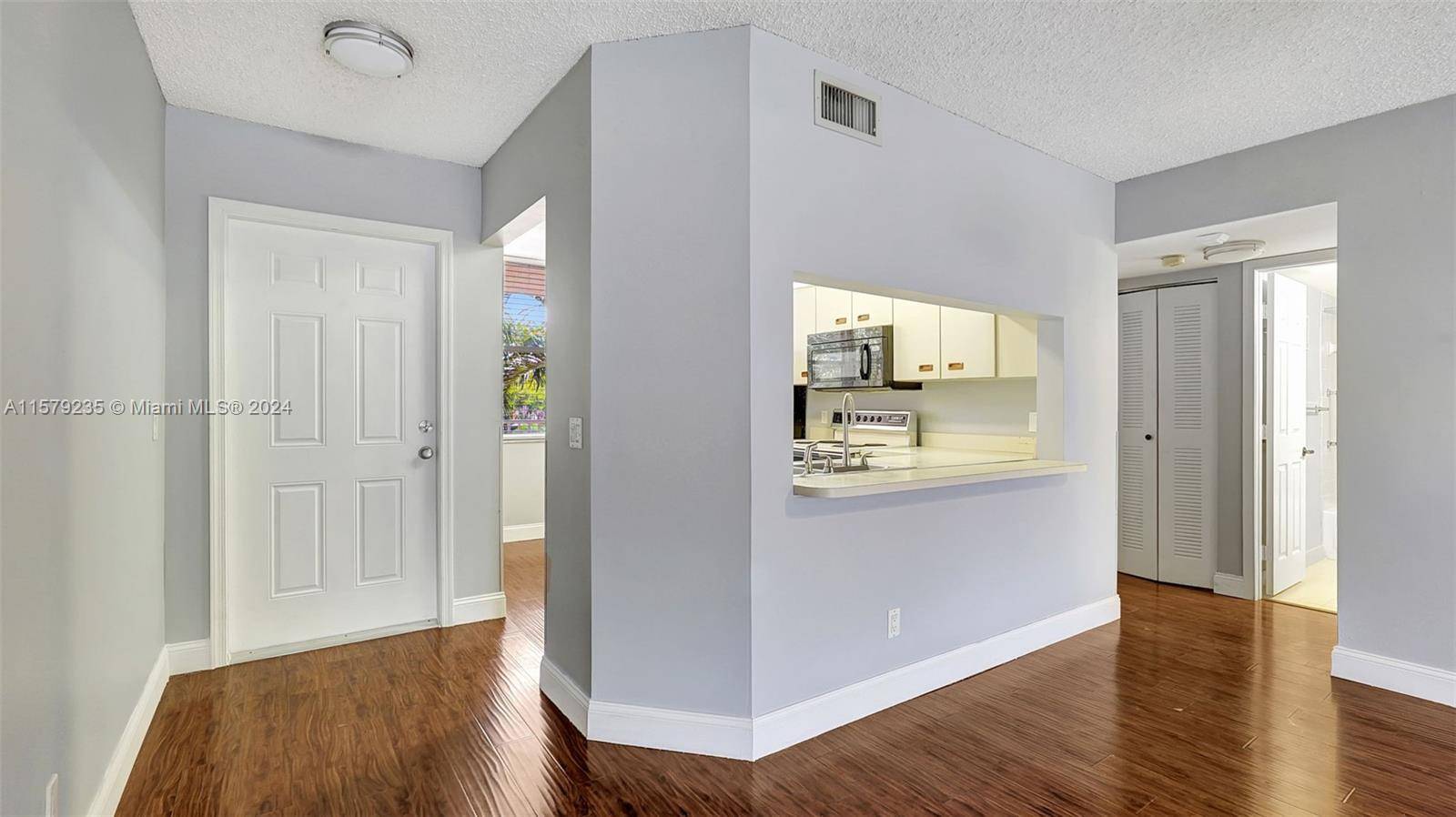 Sunrise, FL 33322,10369 NW 24th Pl #203