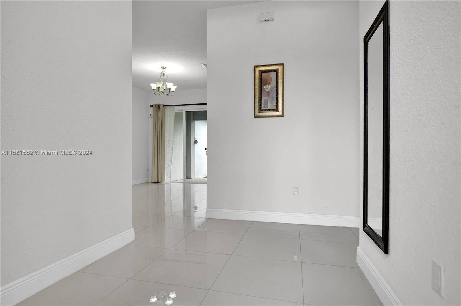 Palmetto Bay, FL 33157,9381 SW 174th St