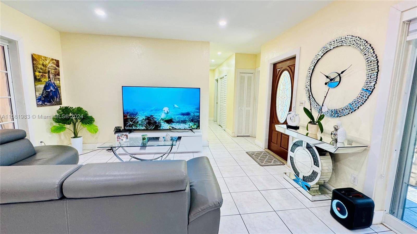 Hialeah, FL 33012,665 W 65th Dr