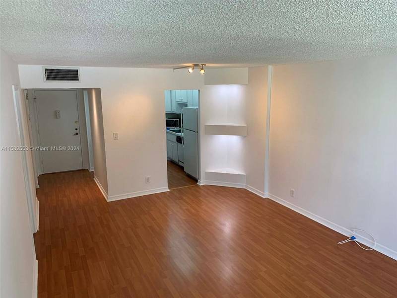 2771 Taft St #207, Hollywood, FL 33020