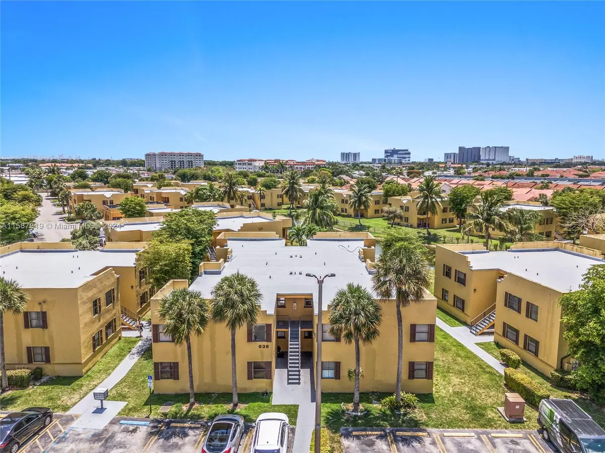 Sweetwater, FL 33172,636 NW 114th Ave #204