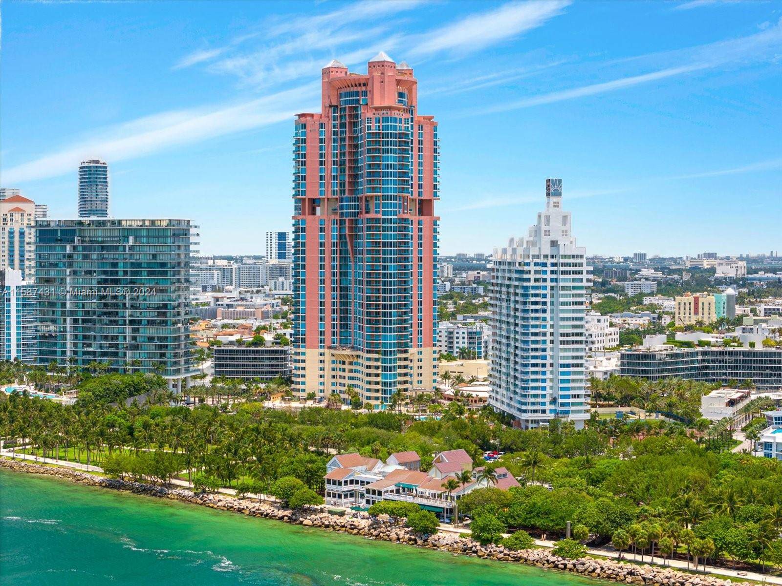 Miami Beach, FL 33139,300 S Pointe Dr #1001