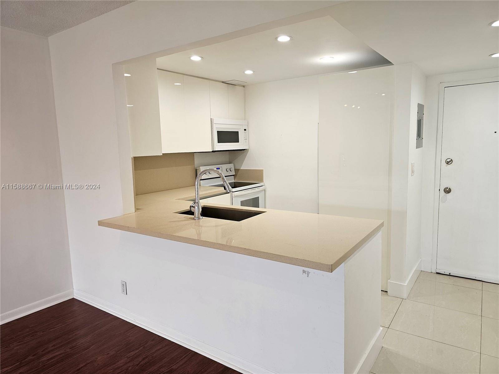 100 Edgewater Dr #244, Coral Gables, FL 33133