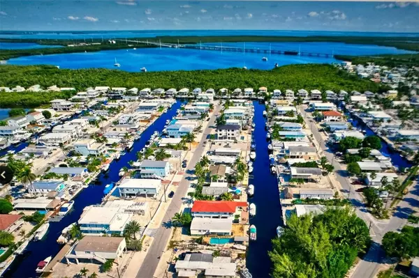 Key Largo, FL 33037,338 Windley Rd