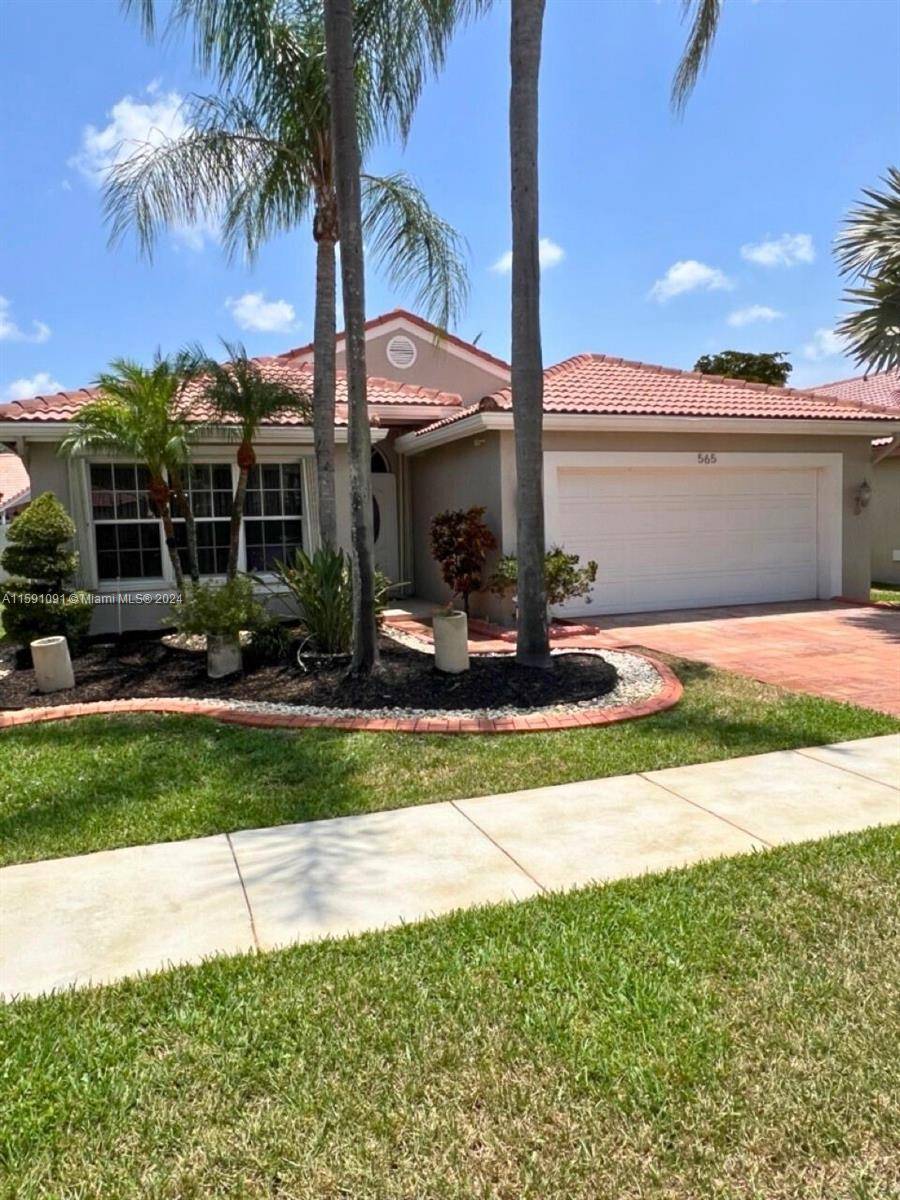 Pembroke Pines, FL 33029,565 SW 181st Way