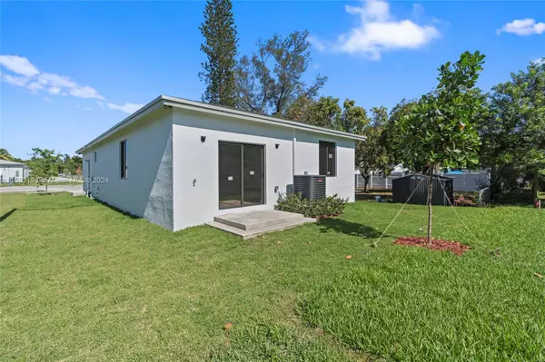 Pompano Beach, FL 33060,1101 NW 4th Ave