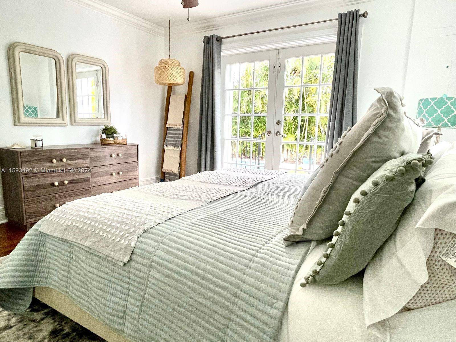 Wilton Manors, FL 33334,1417 NE 27th St