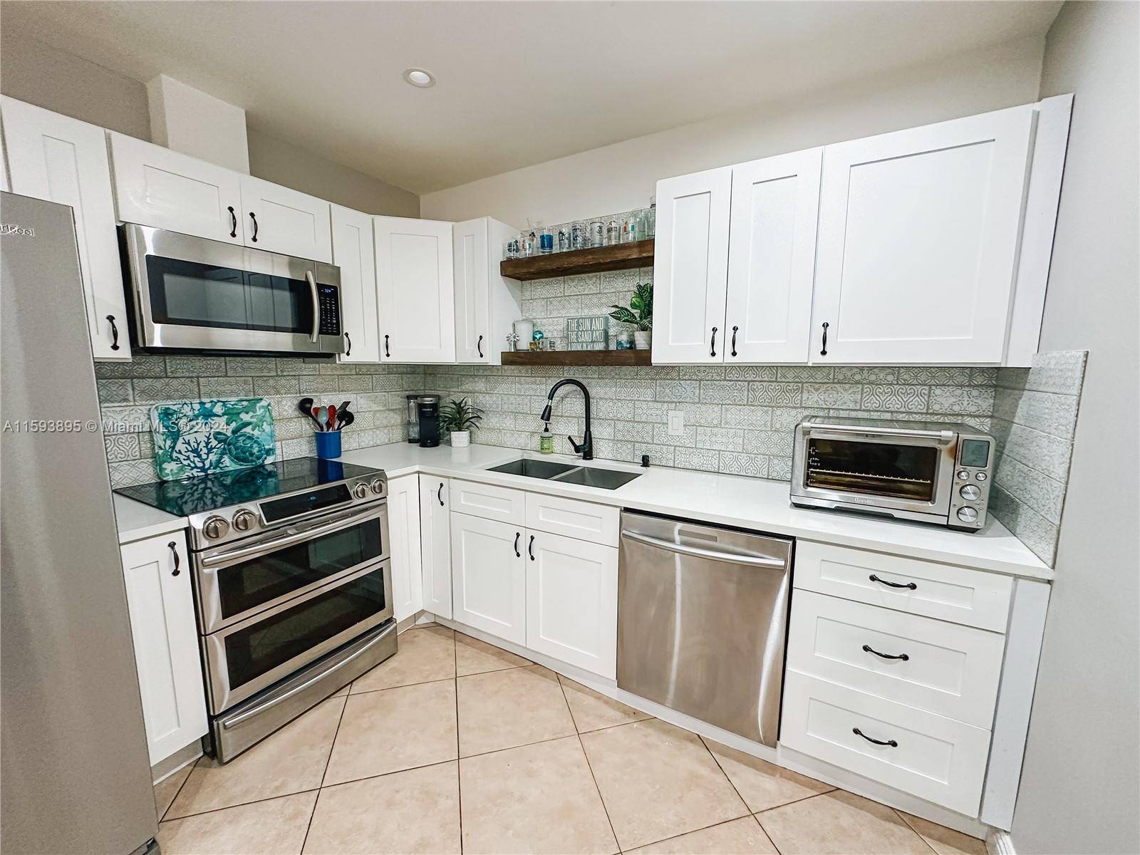 Hallandale Beach, FL 33009,740 SW 7th Ter