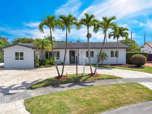 10223 SW 17th St,  Miami,  FL 33165