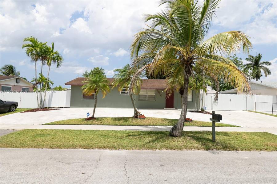 30221 SW 155th Ave, Homestead, FL 33033