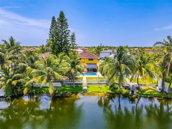 16551 SW 141 AV, Miami, FL 33177