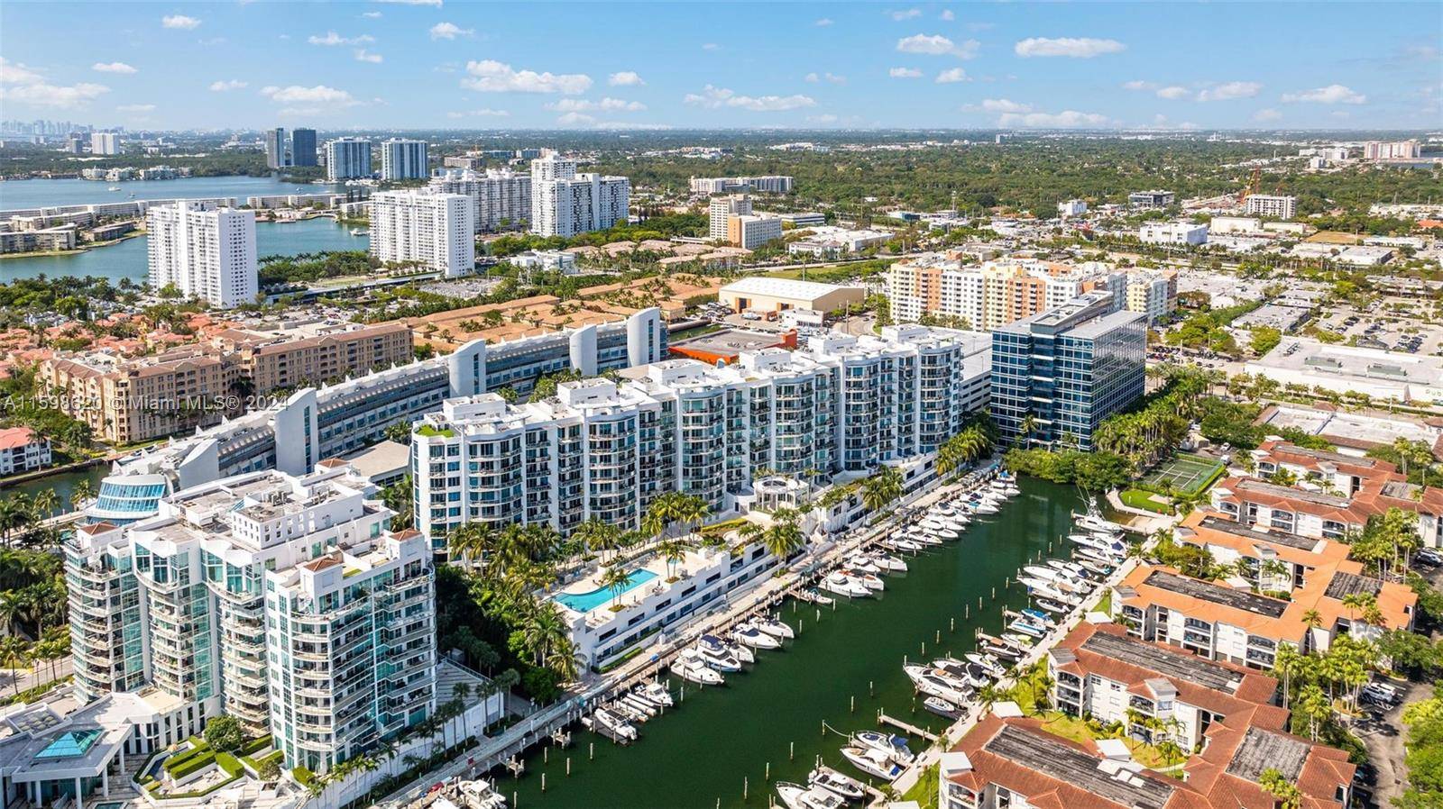 Aventura, FL 33180,3029 NE 188th St #324