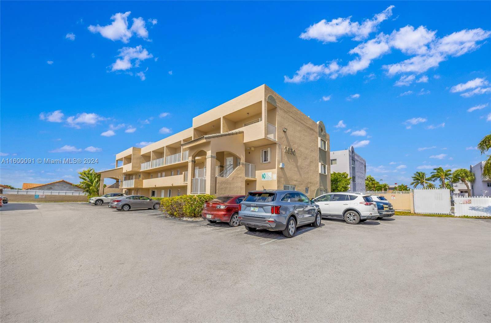 Hialeah, FL 33016,2650 W 76th St #208