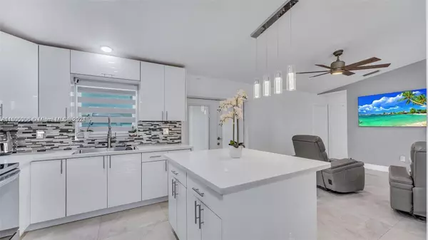 Miami, FL 33186,14574 SW 98th Ter