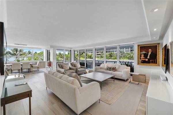 3 Grove Isle Dr #C202,  Miami,  FL 33133