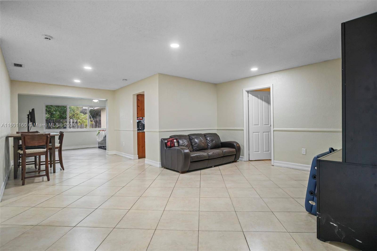 Sunrise, FL 33322,8361 NW 21st Ct