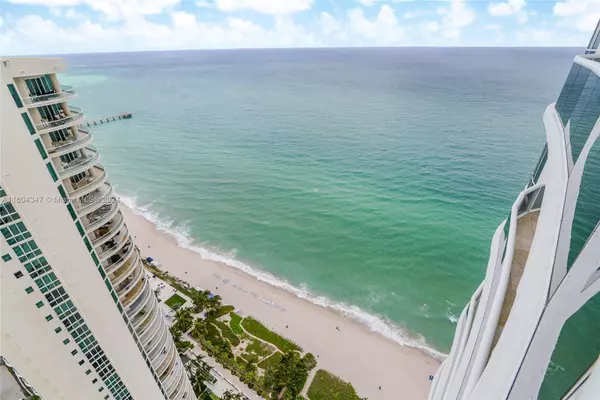 Sunny Isles Beach, FL 33160,16001 Collins Ave #3703