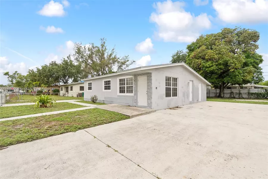 20432 NW 23rd Ct, Miami Gardens, FL 33056