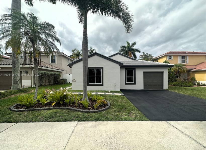 19179 NW 22nd St, Pembroke Pines, FL 33029