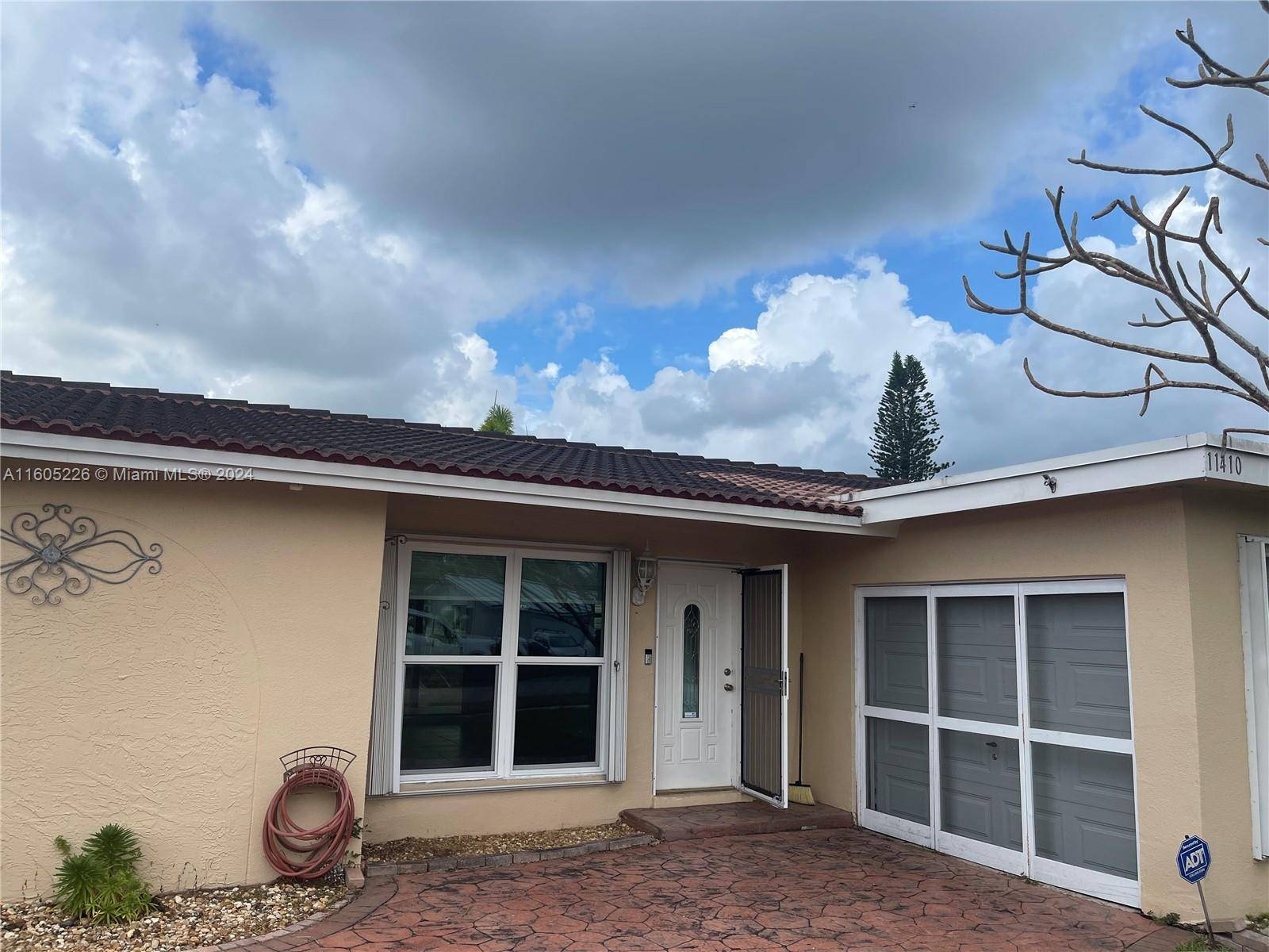 Sunrise, FL 33323,11410 NW 32nd Pl