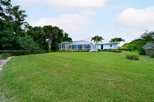 Stuart, FL 34997,630 SE Ashley Oaks Way