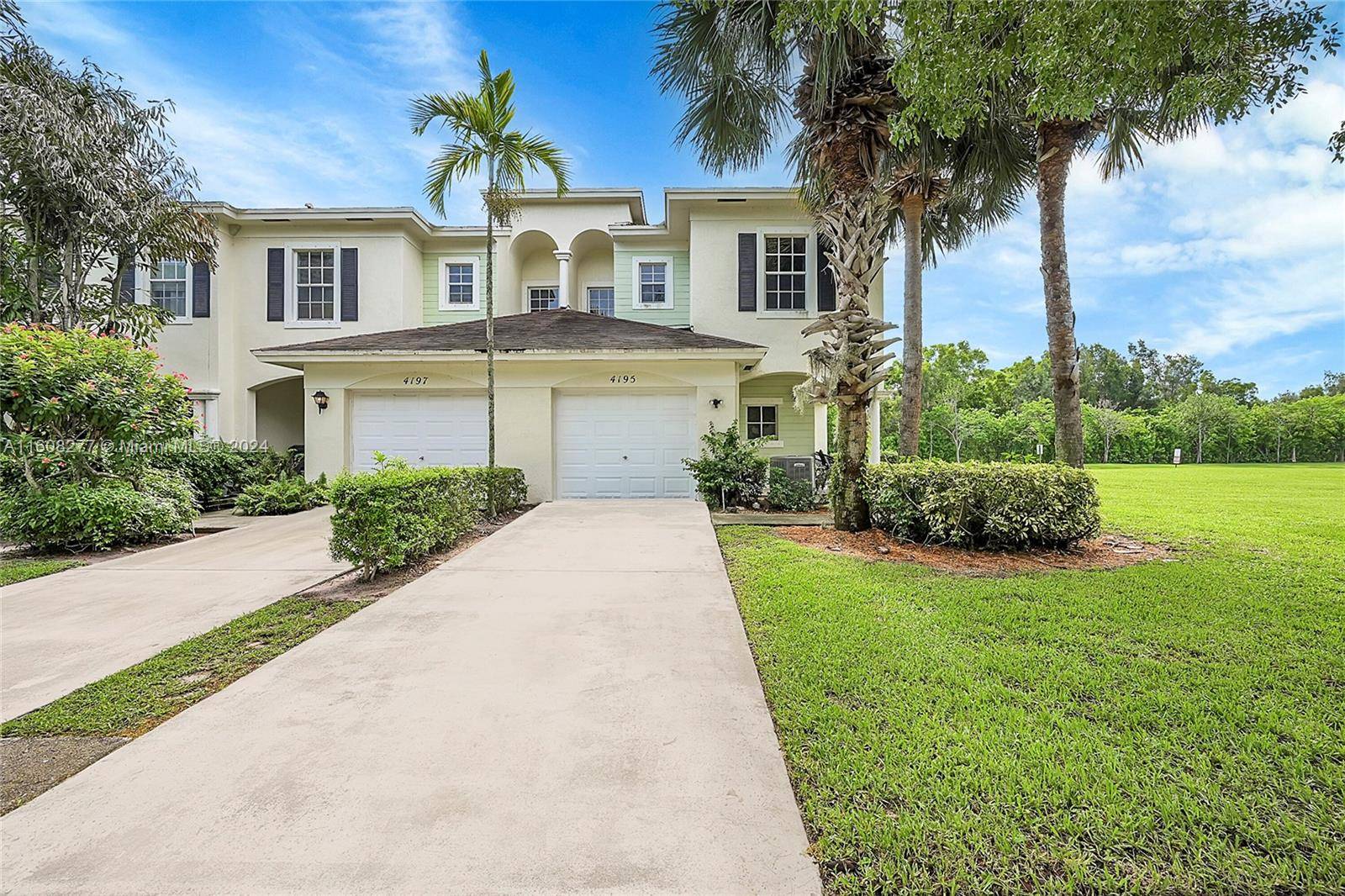 4195 Emerald Vis, Lake Worth, FL 33461