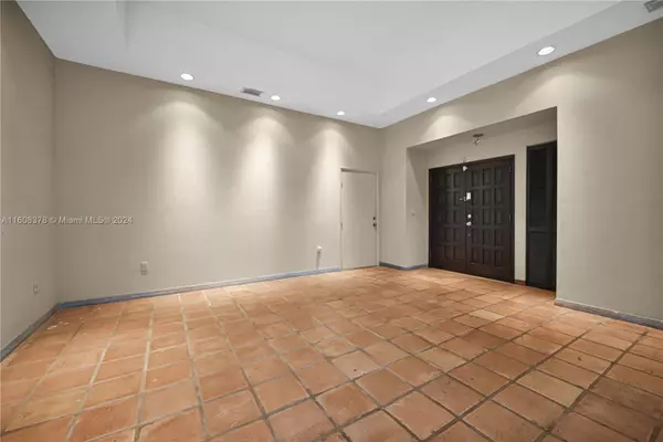 Miami, FL 33174,8862 SW 6th Ln