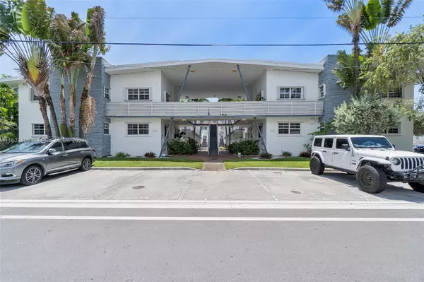 Bay Harbor Islands, FL 33154,9745 Bay Harbor Ter #8
