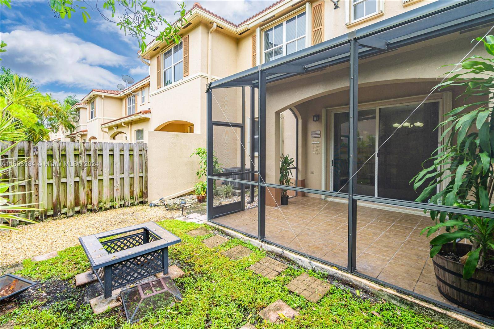 Sunrise, FL 33326,202 Riverwalk Cir #202